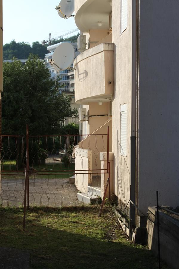 Апартаменты Apartments Bečić Будва